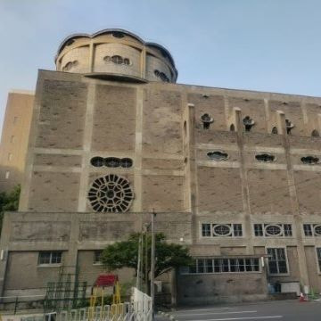 瀬戸内の名建築の一つ建築家村野藤吾による世界平和記念聖堂