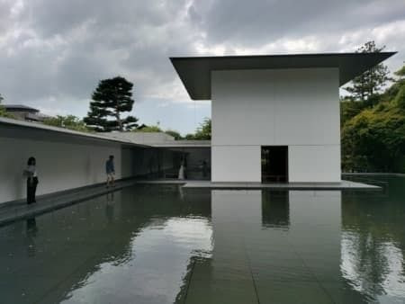 鈴木大拙館　思索空間の棟