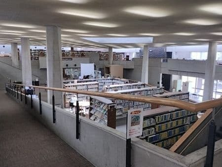 建築家鬼頭梓による山口県立図書館