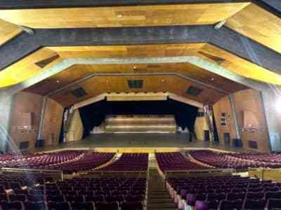 群馬音楽センターホール内部