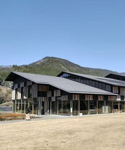 梼原町立図書館
