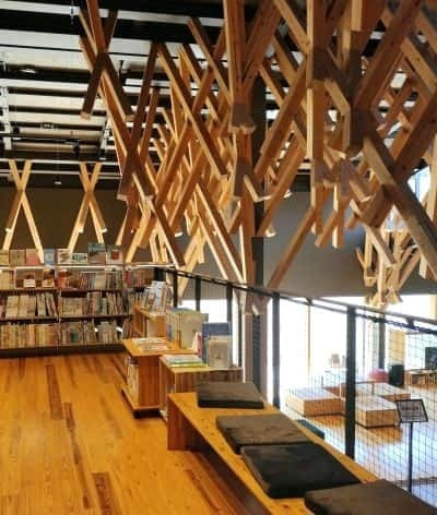 梼原町図書館
