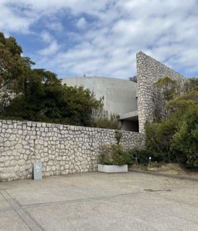 瀬戸内の名建築の一つ建築家安藤忠雄によるベネッセハウスミュージアム