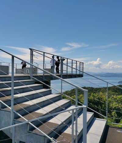 瀬戸内の名建築の一つ建築家隈研吾による亀老山展望台