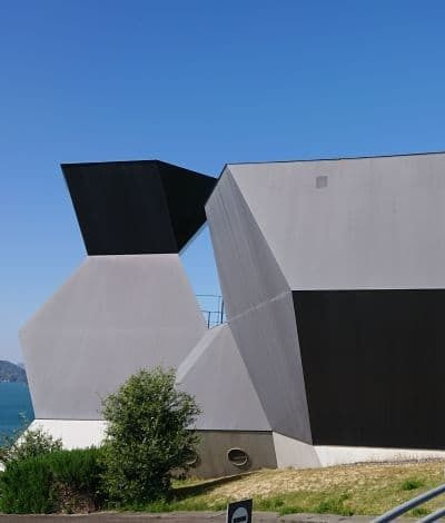 瀬戸内の名建築の一つ建築家伊東豊雄による伊藤豊雄建築ミュージアム